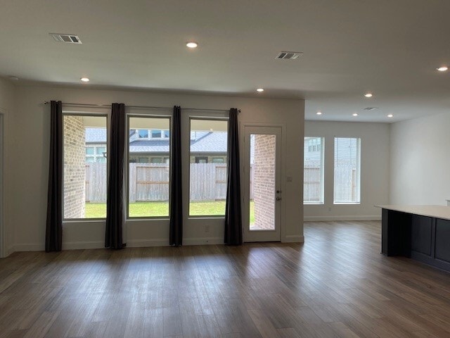 Building Photo - 4823 Avon Ridge Way