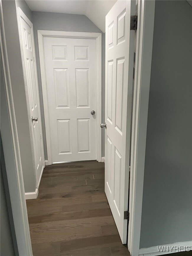 Building Photo - 260 Stevens Ave