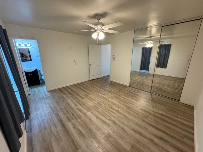 Building Photo - 3 bedroom - 2 bathroom