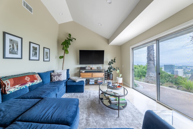 Building Photo - 4067 Cody Rd