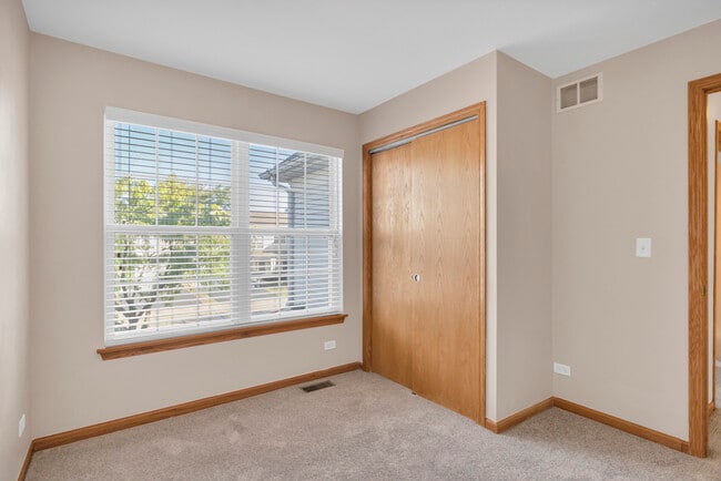 Building Photo - 10549 Wakefield Ln