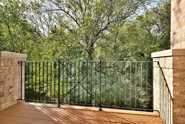 Building Photo - 982 Indigo Ct