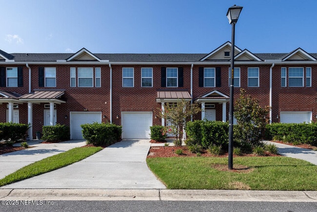 Building Photo - 9439 High Meadow Ln