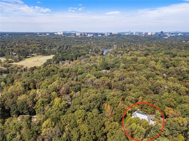 Building Photo - 2485 W Wesley Rd NW