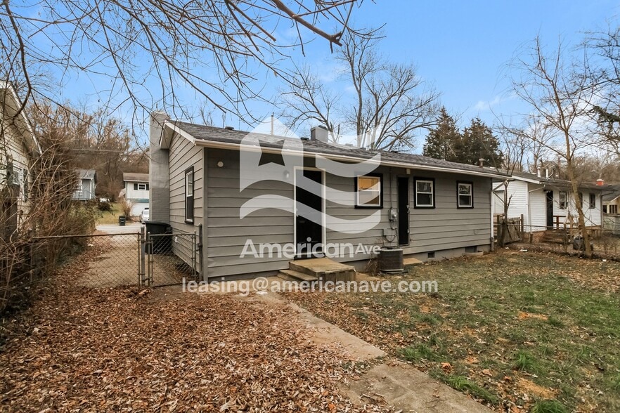 Building Photo - 1715 Monterey Ct