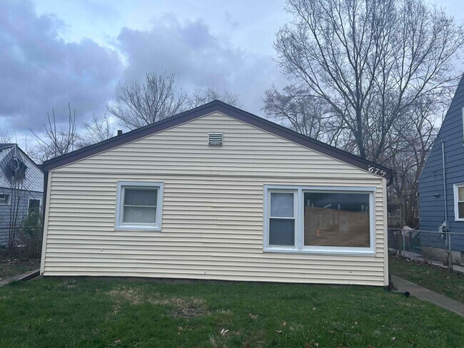 Building Photo - 16751 Crane Ave