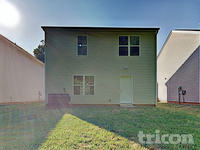 Building Photo - 4915 Magnasco Ln