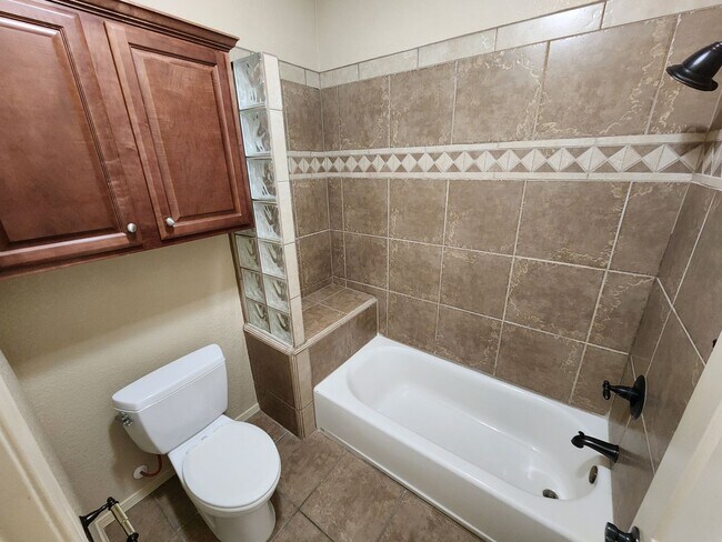 Building Photo - 1293 Mission Nuevo Dr