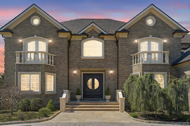 Building Photo - 590 West St