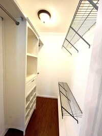 Building Photo - Beautiful 3-bedroom, 2.5-bathroom home