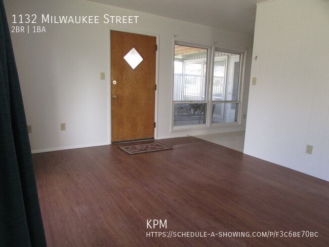 Building Photo - 1132 Milwaukee St