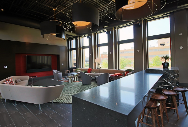 Building Photo - 601 W Kinzie St