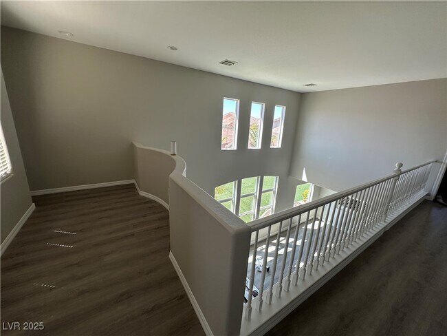 Building Photo - 2924 Pitgaveny Ave
