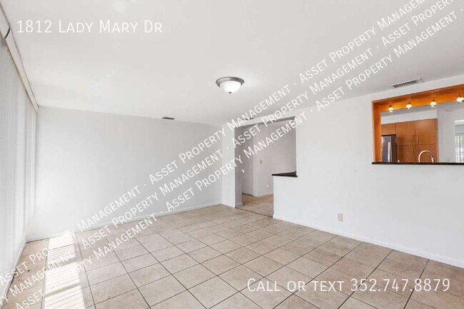 Building Photo - 1812 Lady Mary Dr