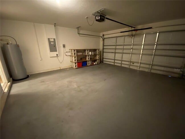 Building Photo - 2044 Portcastle Cir