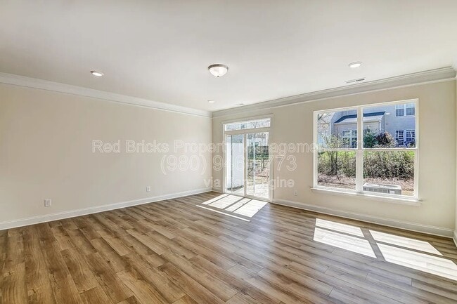 Building Photo - 4023 Black Ct