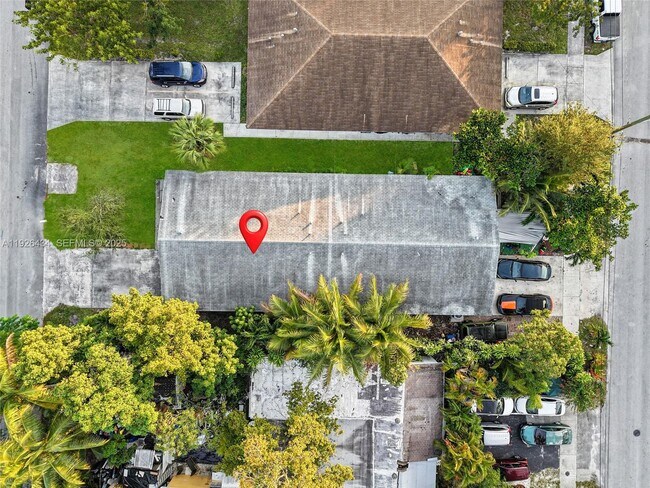 Building Photo - 1472 SW 44th Ave