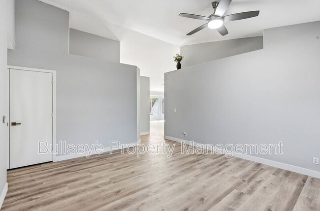 Building Photo - 2163 S Tucana Ln