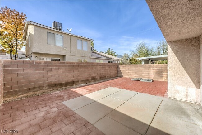 Building Photo - 1453 Rothwell Ct