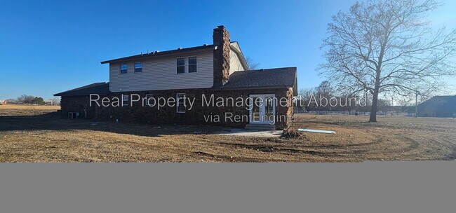 Building Photo - 11723 177th St N