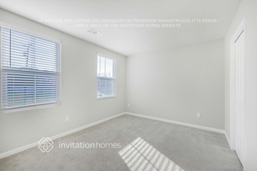 Building Photo - 226 Nottingham Ln