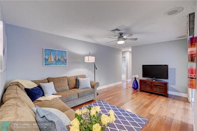 Building Photo - 681 Marine Dr