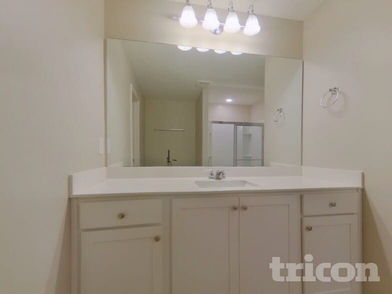 Building Photo - 44 Dorsey Wy