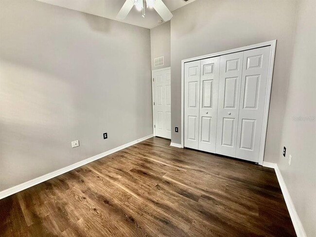 Building Photo - 6959 S Manhattan Ave