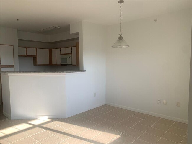 Building Photo - 2320 Gracy Farms Ln
