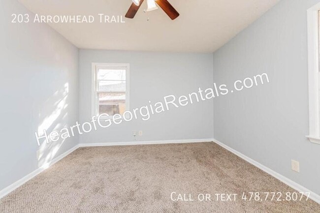 Building Photo - 203 Arrowhead Trl