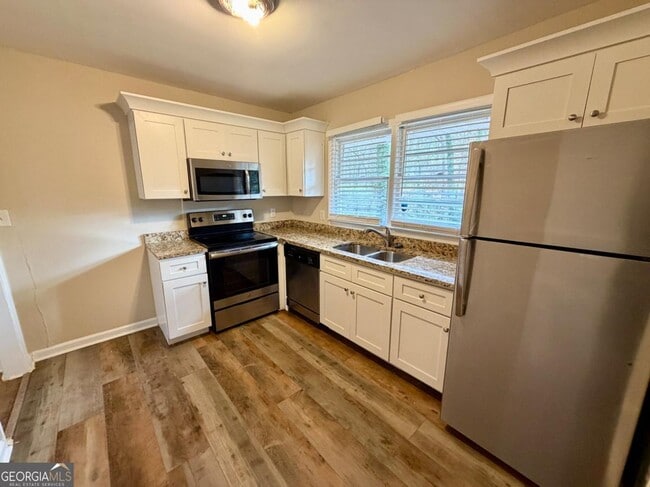 Building Photo - 3006 Remington St