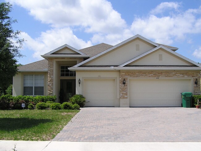 Primary Photo - 420 Holly Fern Terrace