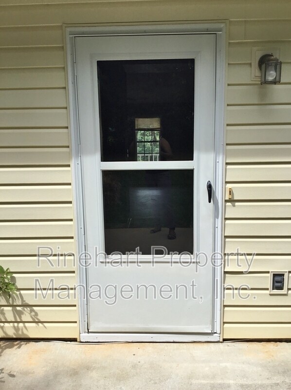 Building Photo - 1211 Colby Ave