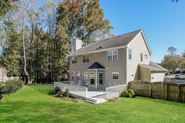 Building Photo - 105 Grandtree Ct