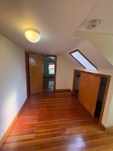 Building Photo - 22 8th St