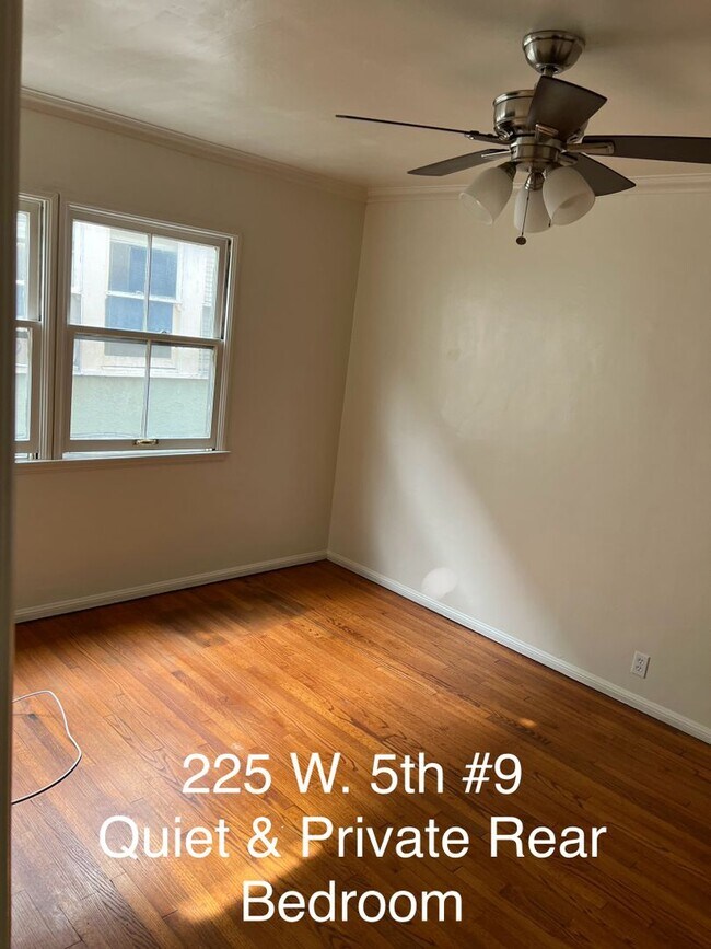 Building Photo - Bright, Light & Airy Huge Corner Home