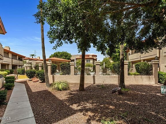 Building Photo - 10410 N Cave Creek Rd