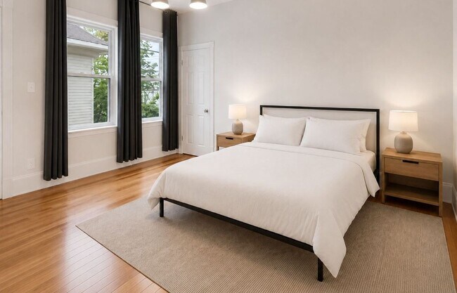 Building Photo - Nice 4.5 bedroom, 2-bathroom unit in lower Allston available for 9/1!