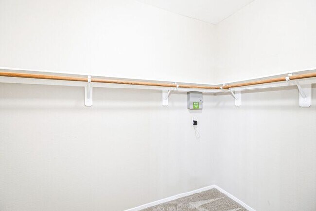 Building Photo - Spacious 2-Bedroom Henderson Home with Fireplace & Private Yard