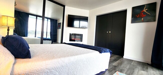 Building Photo - 9500 Rainier Ave S