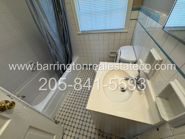 Building Photo - Birmingham/West *** Approved Applicant, Pe...