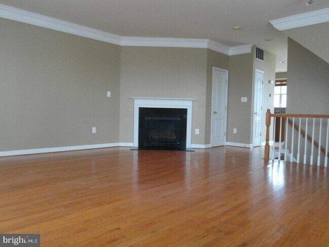 Building Photo - 42572 MAGELLAN