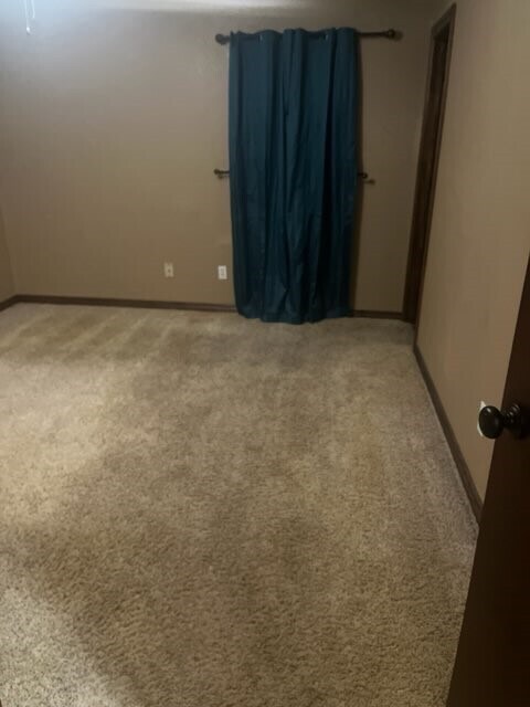 Building Photo - Thiemer SQ Residence