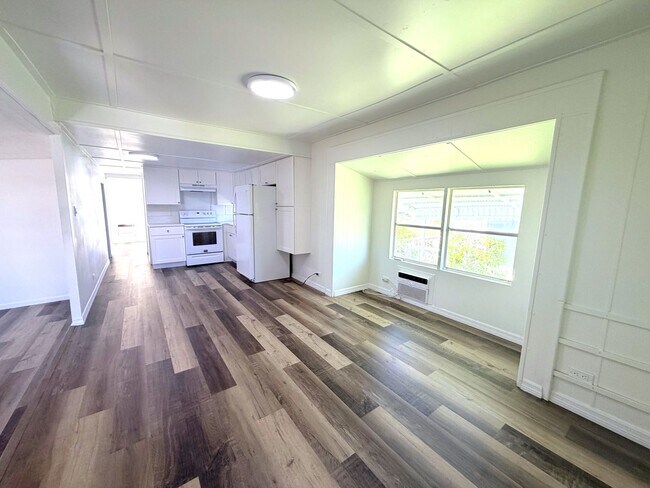 Building Photo - 102 Lantern Pl