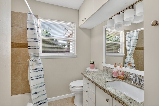 Building Photo - 9610 Maribelle Way