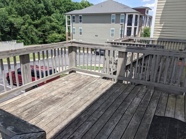 Building Photo - Great Mooresville Location!