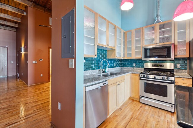 Building Photo - 2960 Inca St