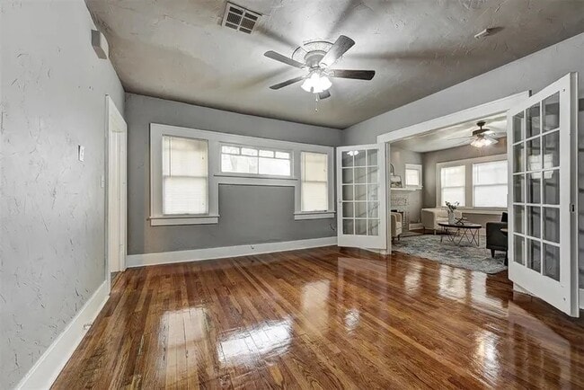 Building Photo - 2301 N Shartel Ave