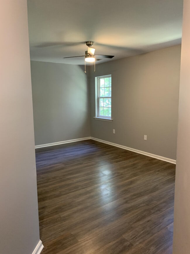 Building Photo - 12618 Delman Ln