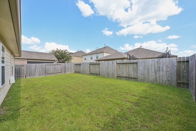 Building Photo - 2222 Mountain Quail Wy
